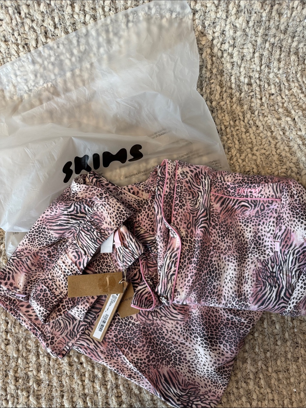 NWT SKIMS Limited Edition Pink Animal-Print Cotton Pajama Set